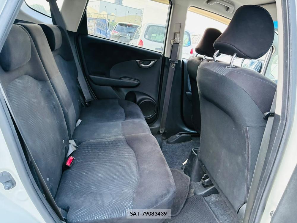 Honda FIT 2012-03 7957954-8