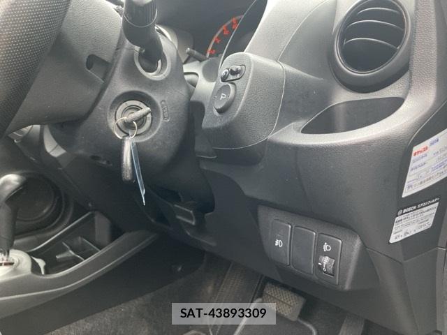 Honda FIT 2009-10 8032640-2