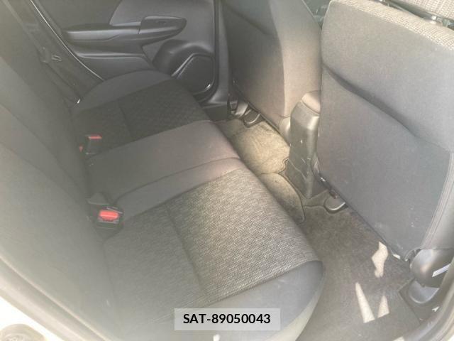 Honda FIT 2015-08 8073756-12