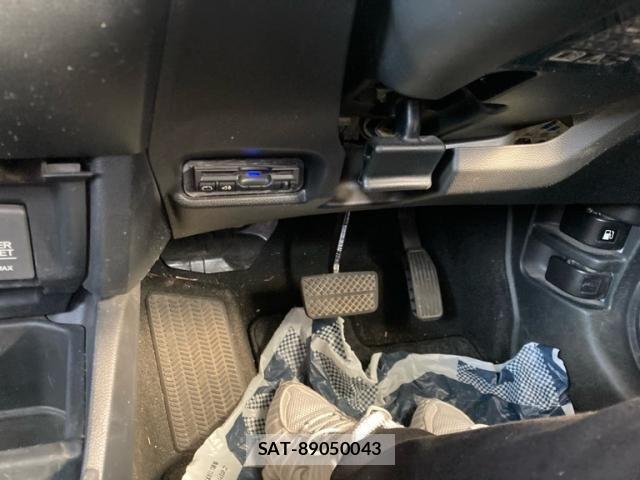 Honda FIT 2015-08 8073756-17