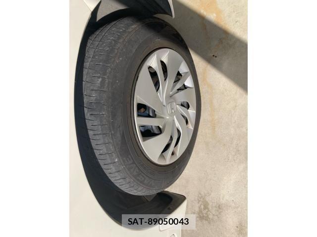 Honda FIT 2015-08 8073756-6