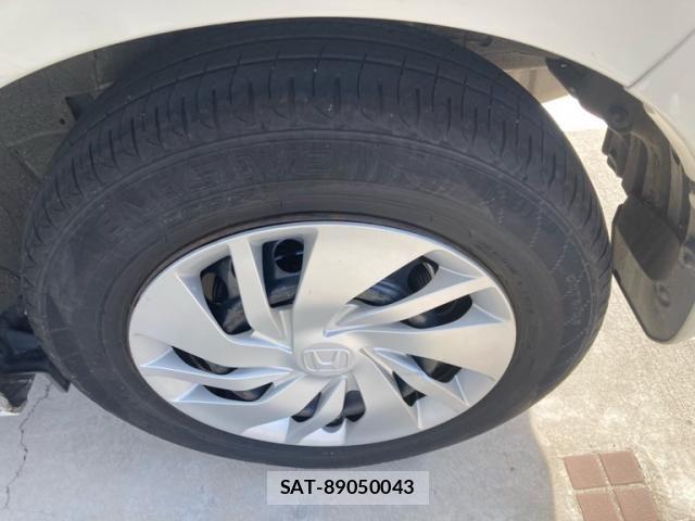 Honda FIT 2015-08 8073756-8