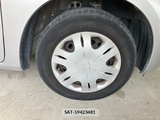 Honda FIT 2008-03 8073763-2