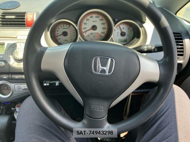 Honda FIT 2007-07 8073759-12