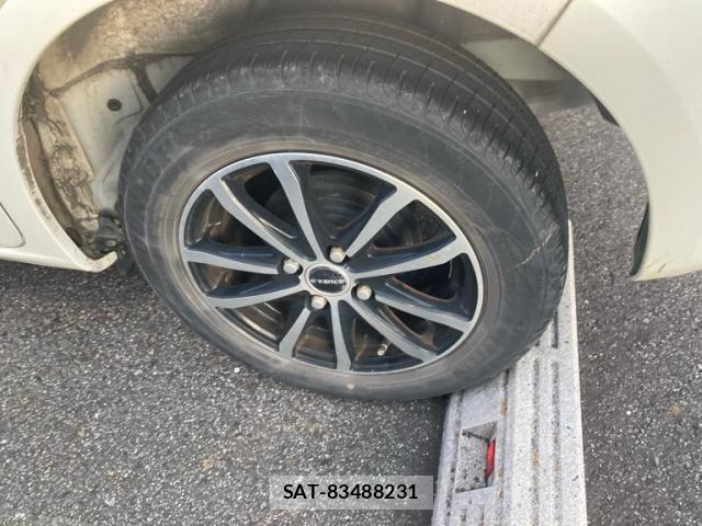 Honda FIT 2011-10 8073765-9