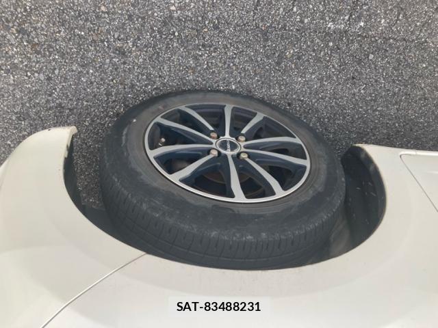 Honda FIT 2011-10 8073765-2