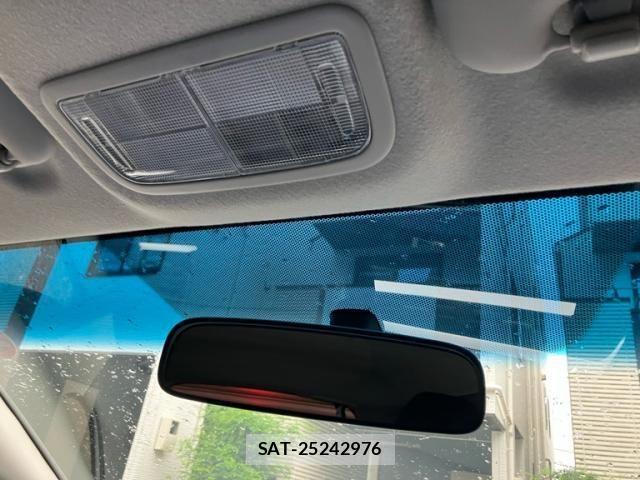 Honda FIT 2017-09 8073755-18