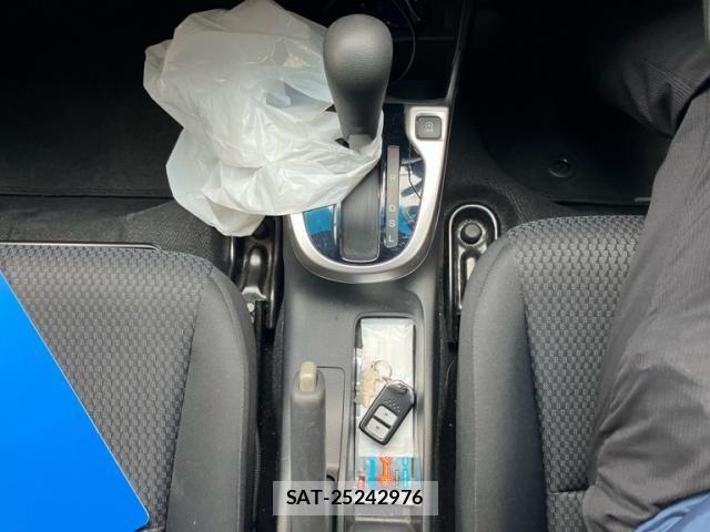 Honda FIT 2017-09 8073755-20