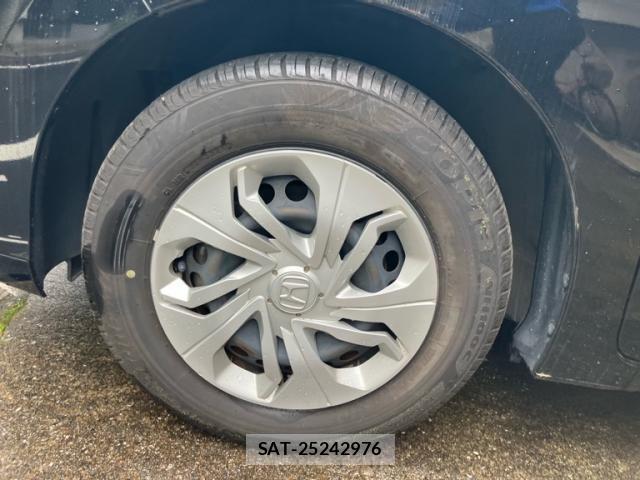 Honda FIT 2017-09 8073755-6