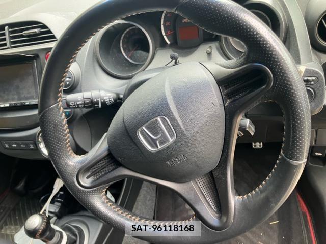 Honda FIT 2011-02 8073758-10