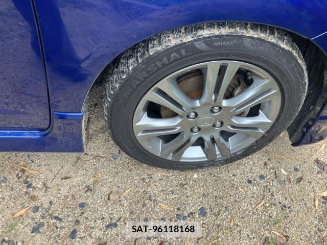 Honda FIT 2011-02 8073758-6