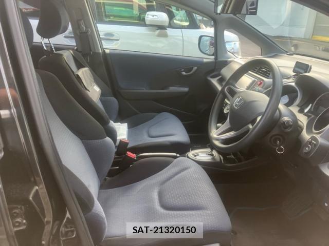 Honda FIT 2009-08 8073760-12
