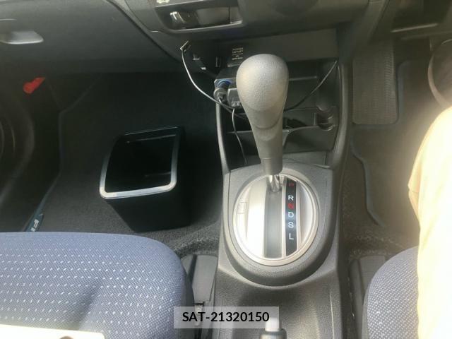 Honda FIT 2009-08 8073760-17