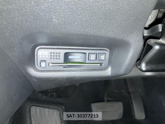 Honda FIT 2018-03 8073754-11
