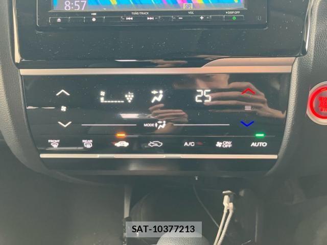 Honda FIT 2018-03 8073754-15