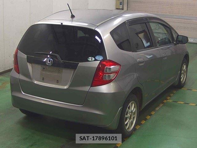 Honda FIT 2009-10 7946264-1