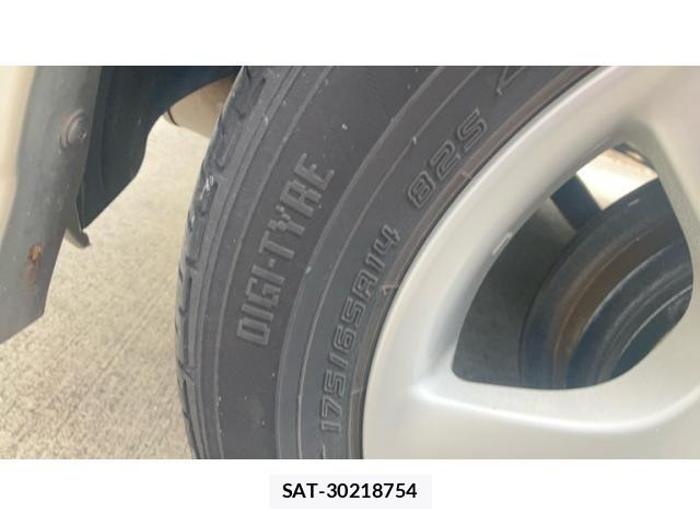 Honda FIT 2004-01 8073764-9