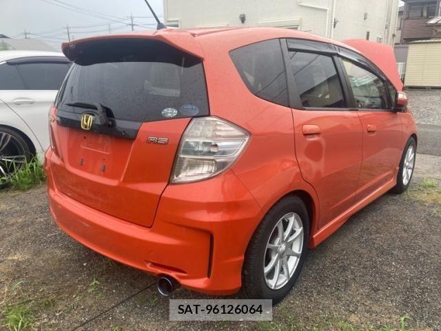 Honda FIT 2010-12 8073757-3