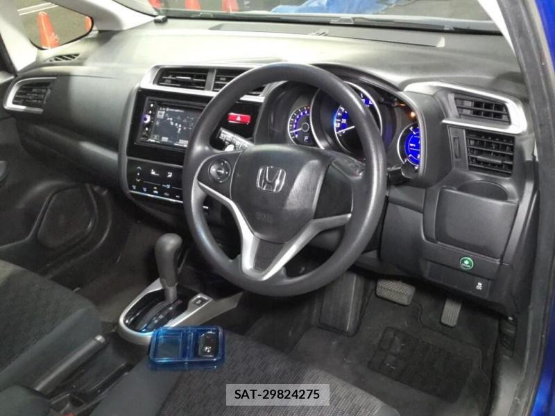 Honda FIT 2013-11 8083205-4