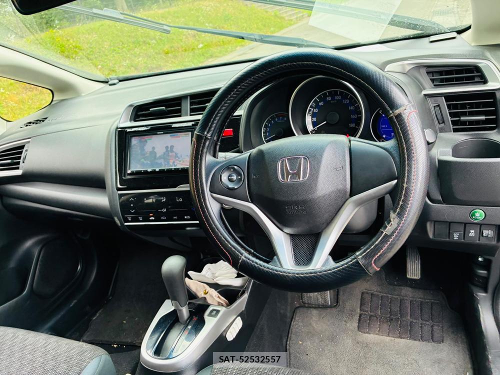 Honda FIT 2016 8022753-12