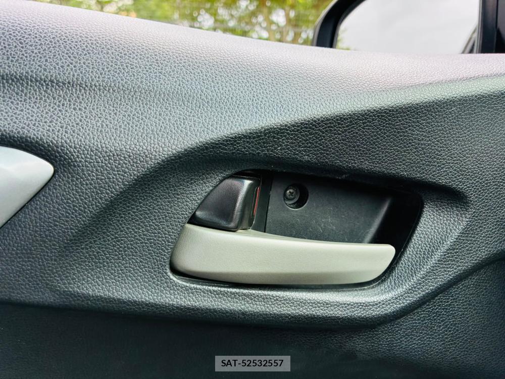 Honda FIT 2016 8022753-18