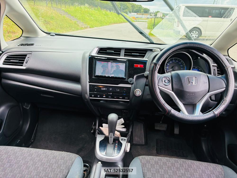 Honda FIT 2016 8022753-23