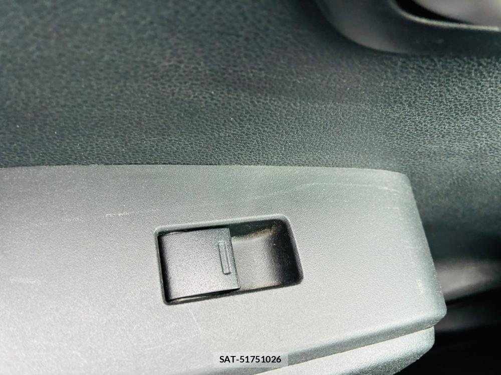 Honda FIT 2012-05 8056362-20