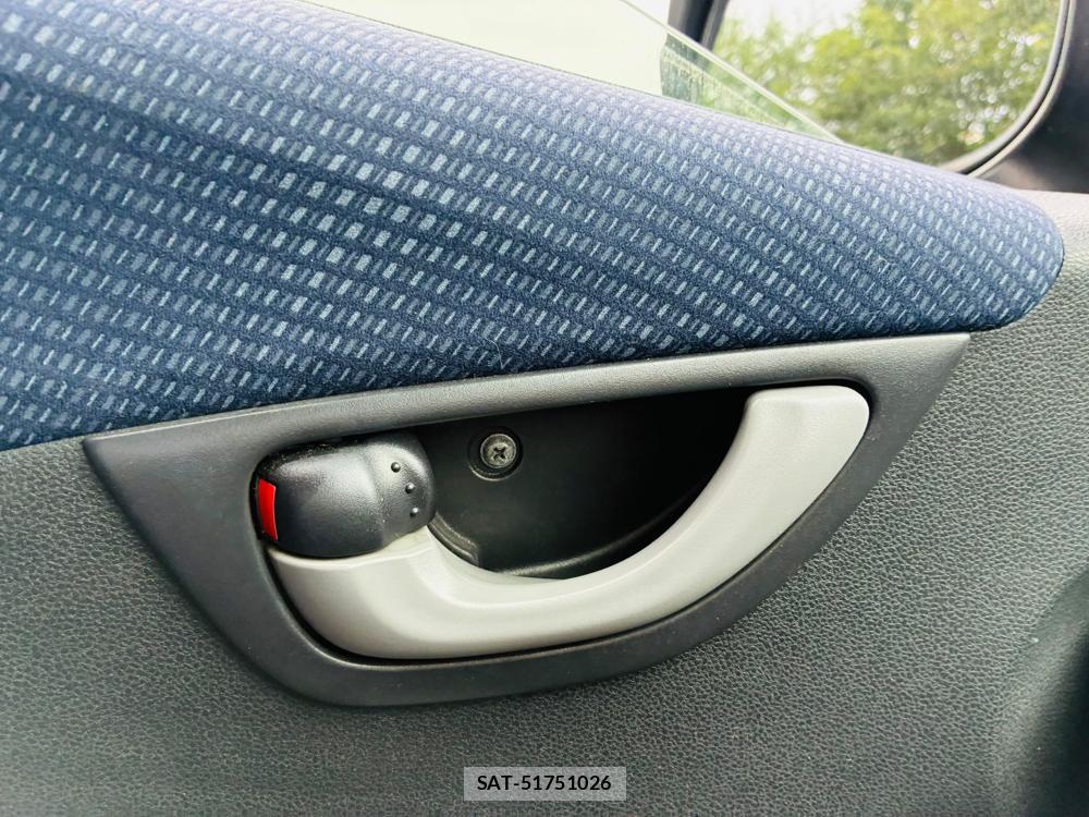Honda FIT 2012-05 8056362-22