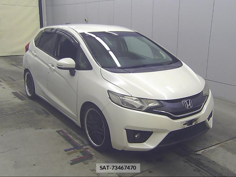 Honda FIT 2014-06 8092279-3