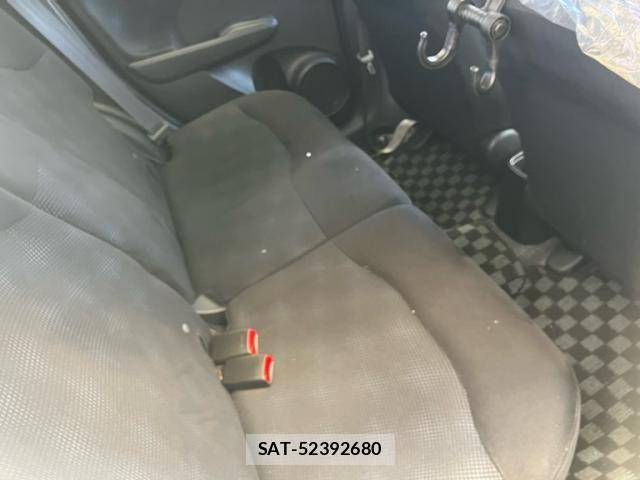 Honda FIT 2013-09 8099160-11