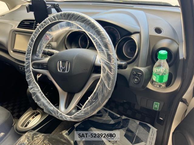 Honda FIT 2013-09 8099160-13