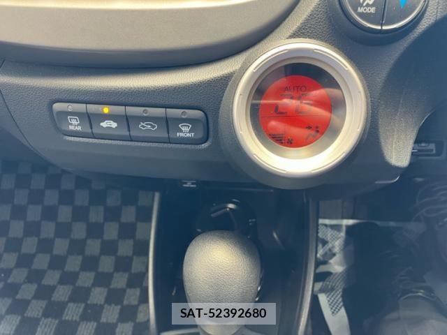 Honda FIT 2013-09 8099160-17