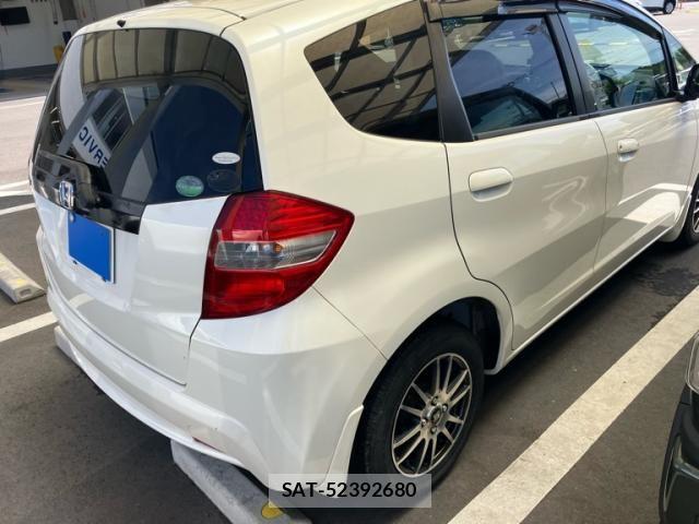 Honda FIT 2013-09 8099160-3