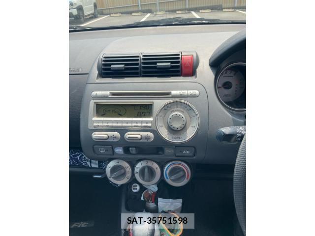 Honda FIT 2005-09 8099156-12