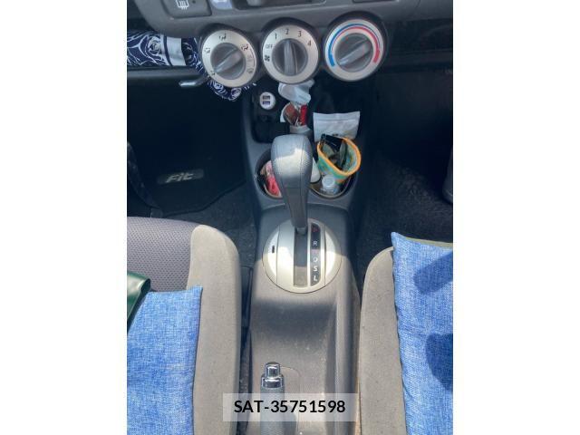 Honda FIT 2005-09 8099156-13