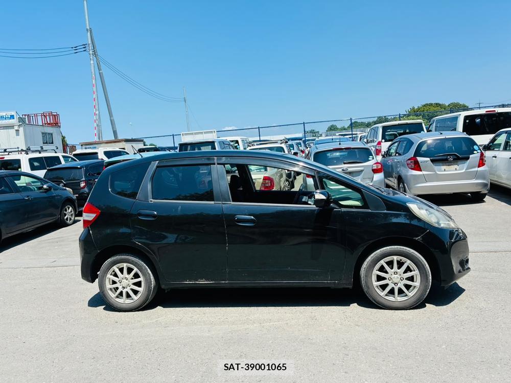 Honda FIT 2011-04 7738936-5