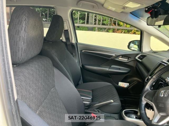 Honda FIT 2014-03 8099149-11