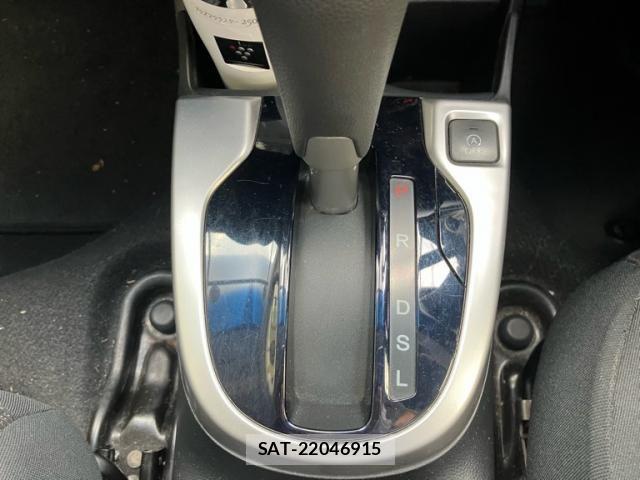 Honda FIT 2014-03 8099149-19