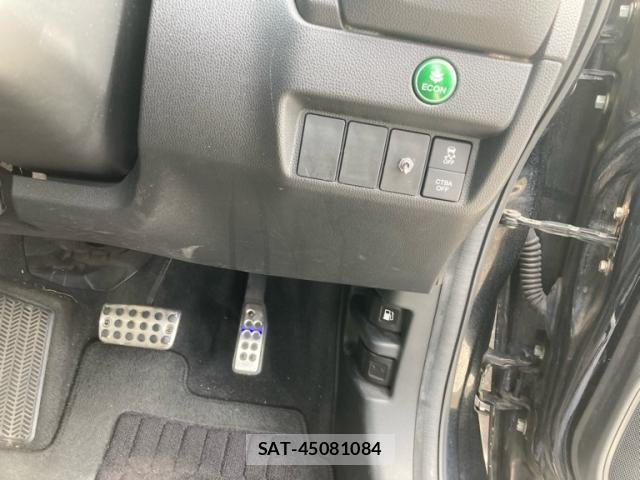 Honda FIT 2013-10 8099148-17