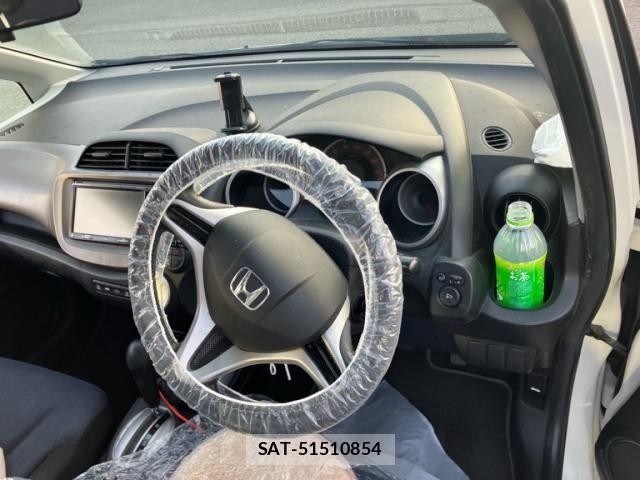 Honda FIT 2010-01 8099159-8