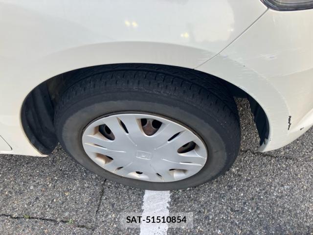Honda FIT 2010-01 8099159-2