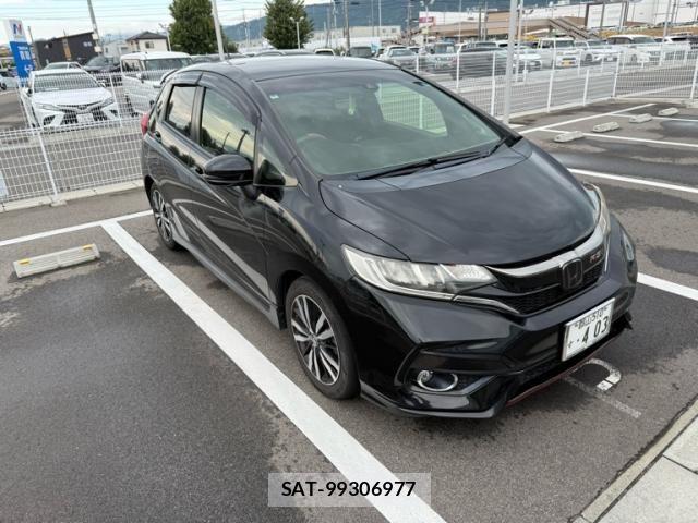 Honda FIT 2018-04 8099141-1