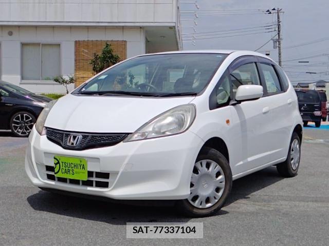 Honda FIT 2014-04 8099145-0