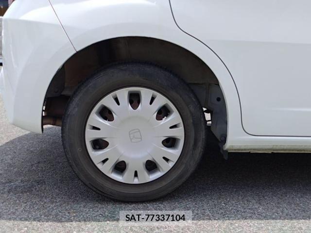 Honda FIT 2014-04 8099145-26