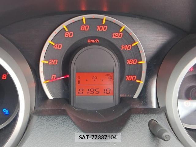 Honda FIT 2014-04 8099145-28