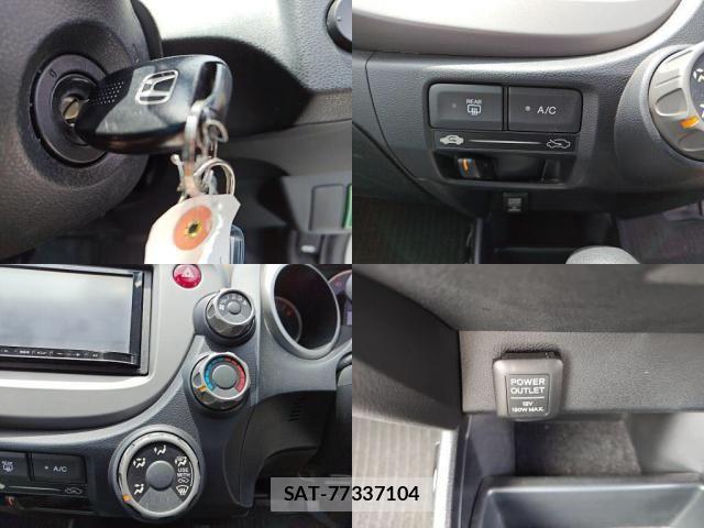 Honda FIT 2014-04 8099145-4