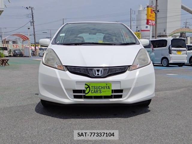 Honda FIT 2014-04 8099145-8