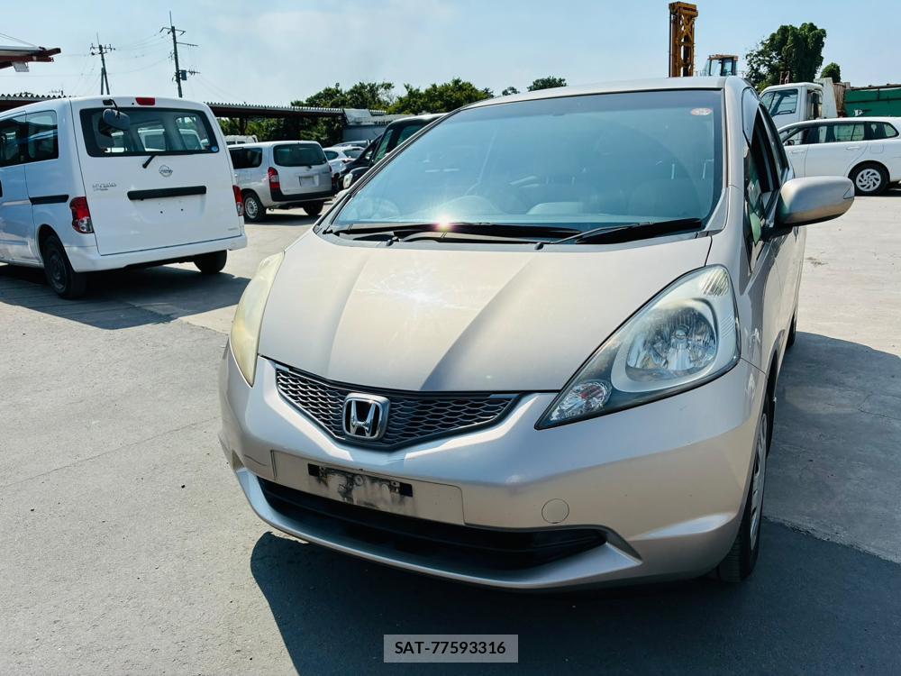 Honda FIT 2010-04 7970699-0