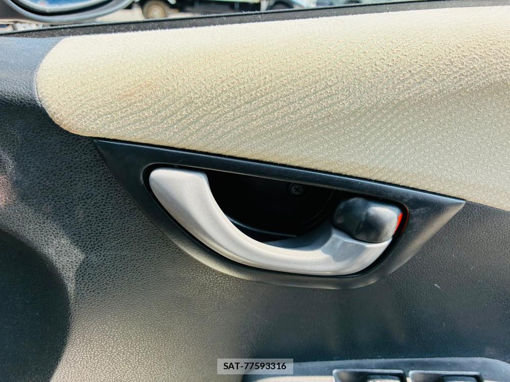 Honda FIT 2010-04 7970699-20