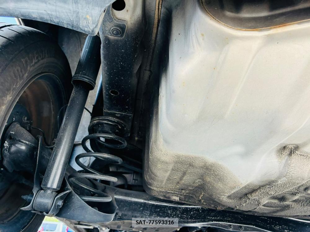 Honda FIT 2010-04 7970699-35